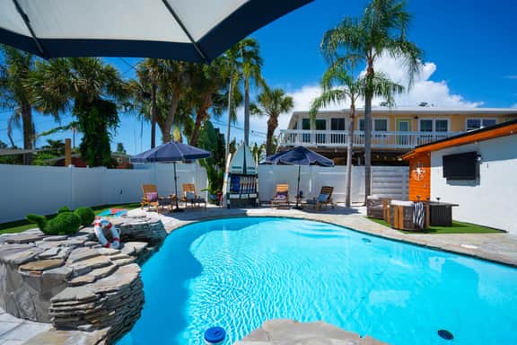 IRB Sail House - Image 4