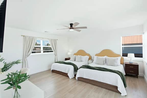 Paradise Cove - Image 5